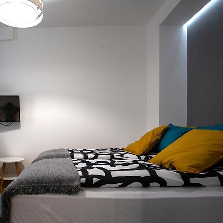 Dk Apartment Újvidék Kültér fotó