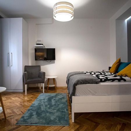 Dk Apartment Újvidék Kültér fotó